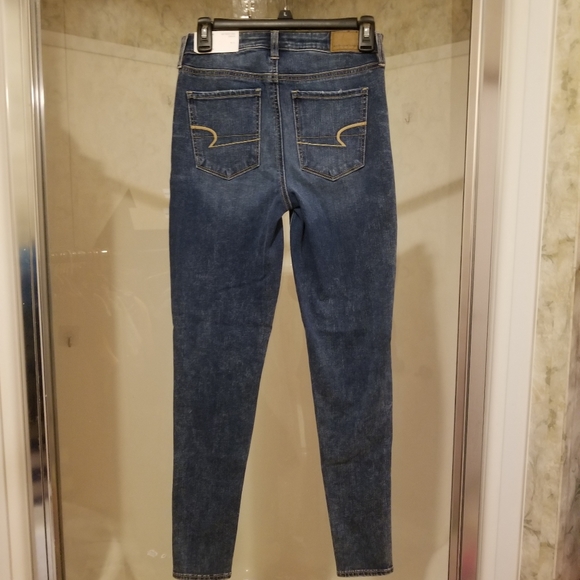 NWT size 2, 26 w American Eagle high rise blue jean - Picture 2 of 8
